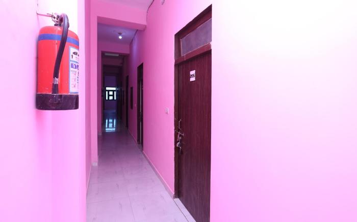 OYO 41214 Om Shiv Palace
