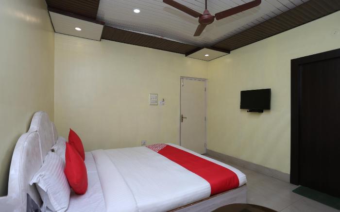 OYO 11682 Hotel Rp International