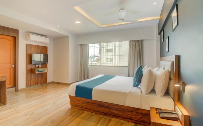 SilverKey Executive Stays 40814 Hotel Palm Beach Pride