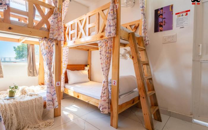 Moustache Hostel Bir