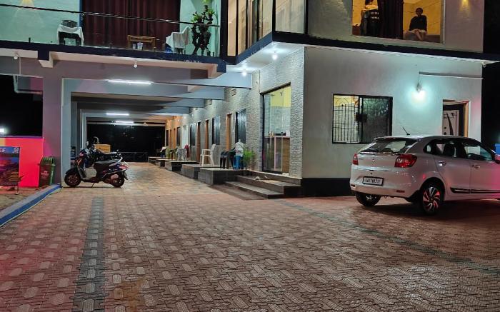 Blue Pearl Beach Guest House Murdeshwar Karnataka