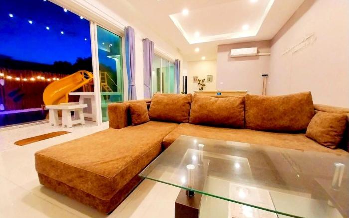 Aloha Pool Villa w/ Slide BBQ Karaoke 12ppl