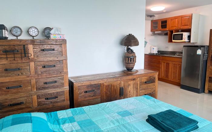 Bangsaray Beach Condo (B220) บางเสร่ บีช