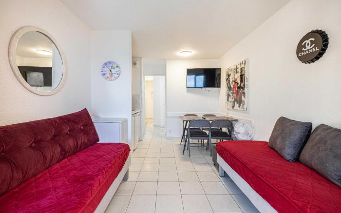 Charming flat with sea view - 1BR - 2P - Bocca