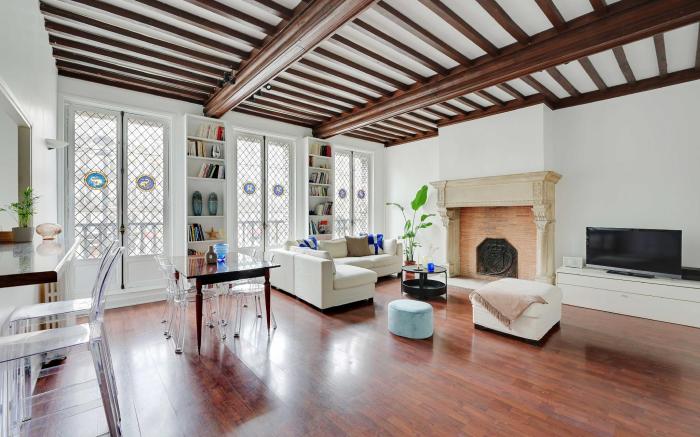 Magnificent apartment in the Marais - 3 bedrooms/6
