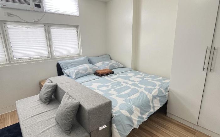 Holly's Place by Motorists Transient House