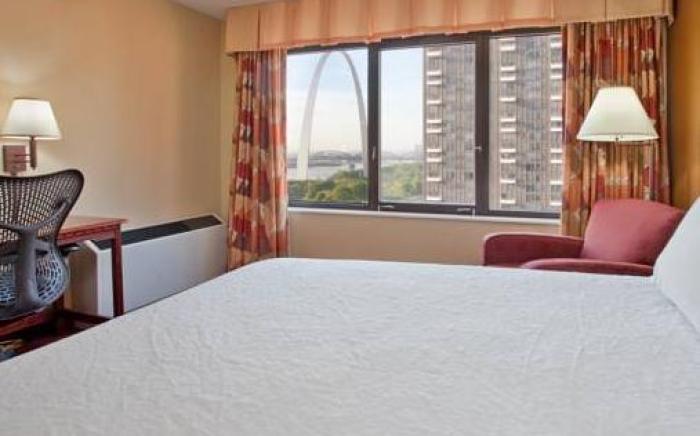 Hampton Inn St. Louis-Downtown (At the Gateway Arch)