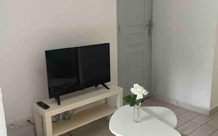 Petit studio aux aux portes du  Beaujolais