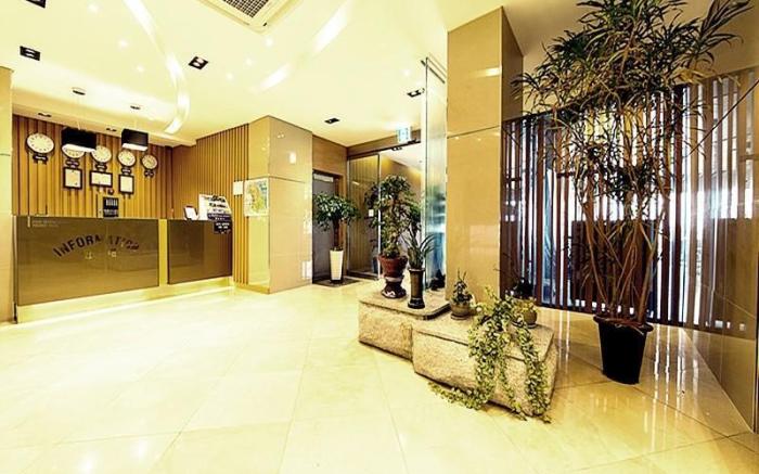 Four Season Beach Tourist Hotel