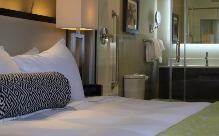 The Hollis Halifax - a DoubleTree Suites by Hilton