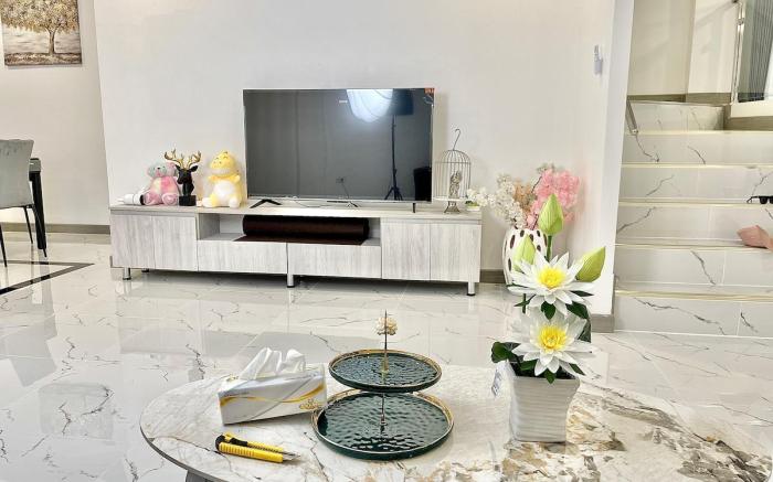 邻家小墅C2泳池别墅 近中天海滩 市中心 航站楼 步行街 唐人街