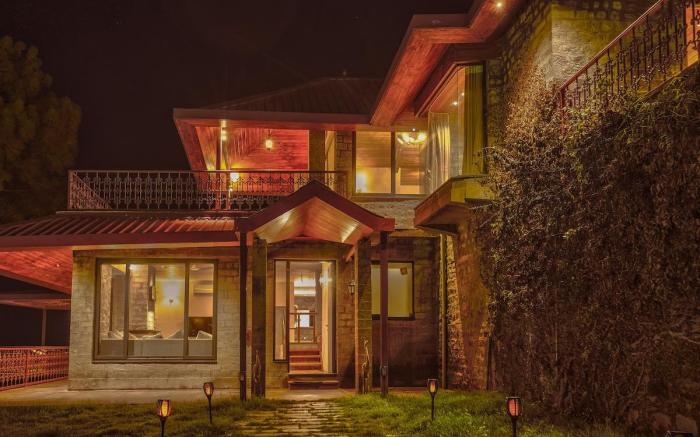 TheOpulence Kasauli |7 bhk Villa with Open Theatre
