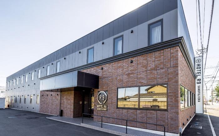 HOTEL R9 SANOFUJIOKA