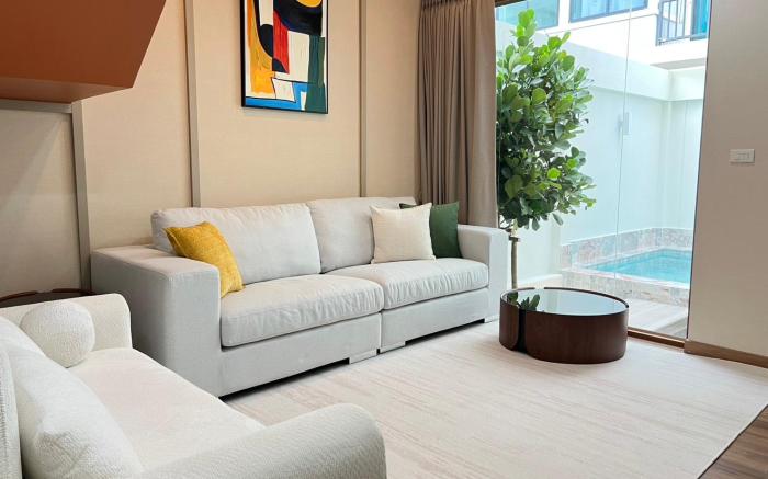 Swan, Private Pool Villa Bangsaen