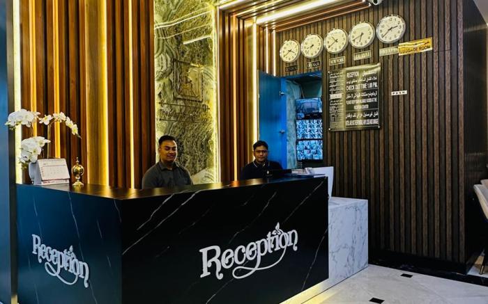 THE Grand Blue Sky Hotel