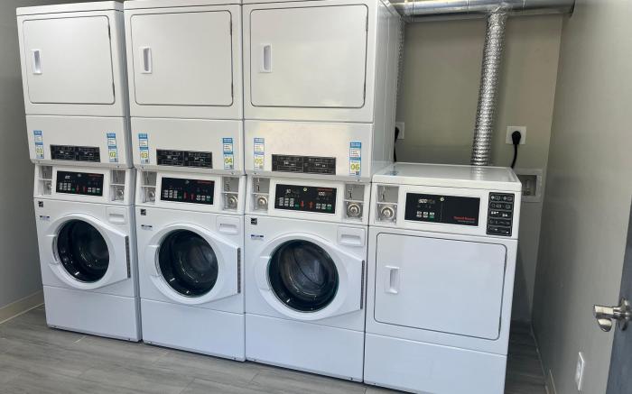 HomeTowne Studios by Red Roof Athens, TN