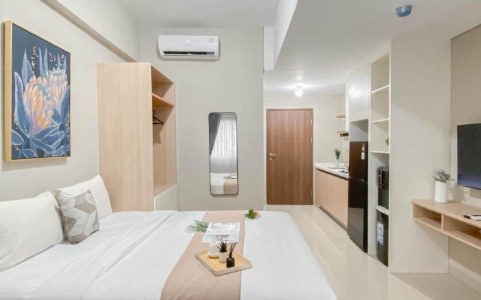 Minimalistic Studio Royal Sentul Park By Travelio