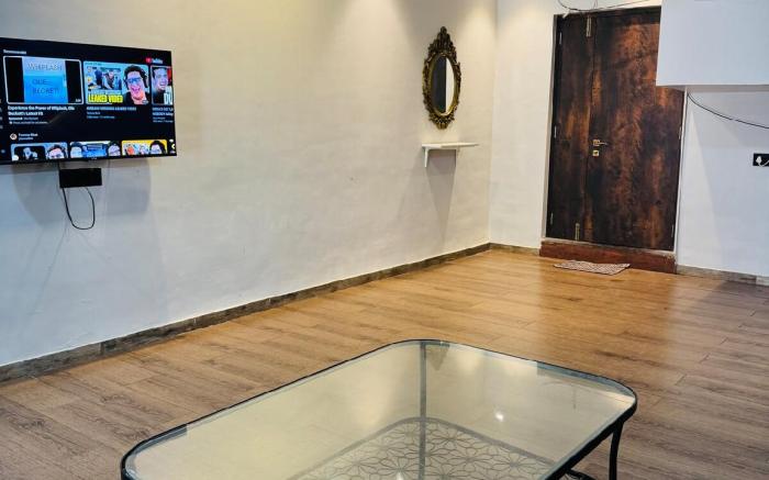 S & S with Jacuzzi by Villagram