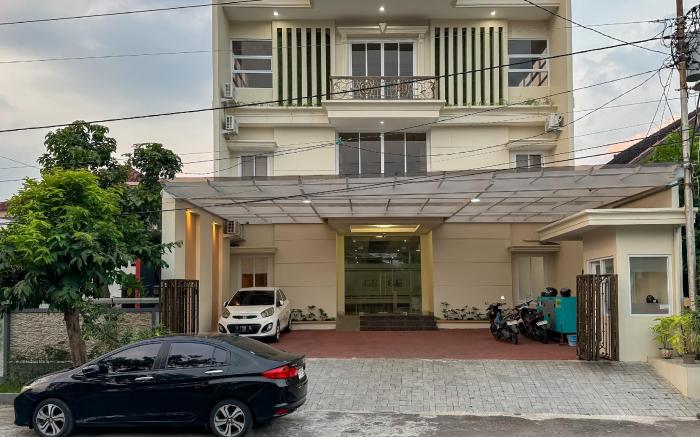 Urbanview Griya Esti Siliwangi Semarang