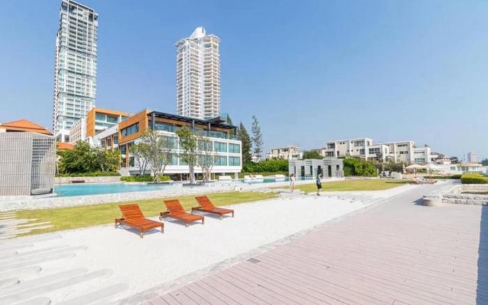 2Bedroom Condo 315 | Veranda Pattaya | Beachfront 