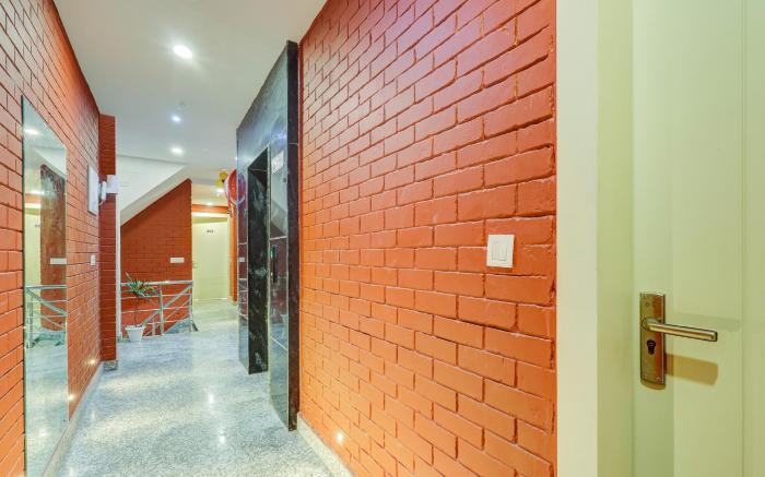 Hotel O Roux residency