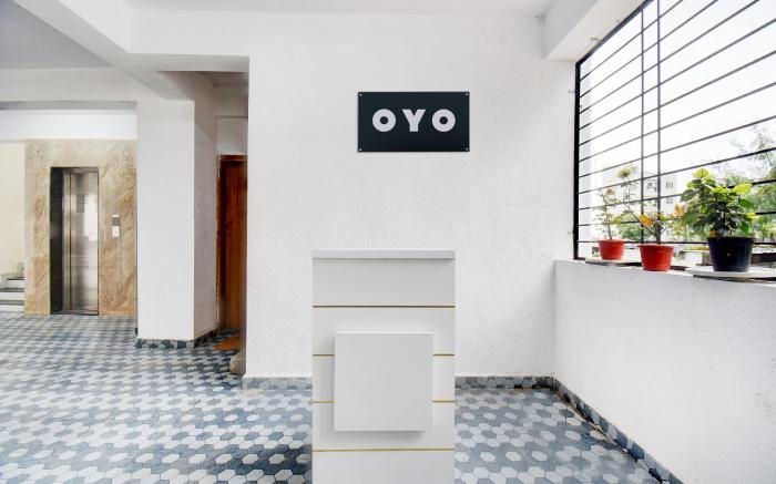 SPOT ON Hide Away Inn