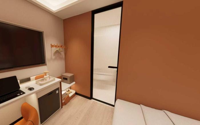 HOTEL 165 - Newly Renovated