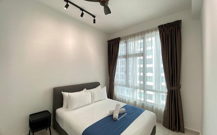 Kempas Dsummit, Whispering Pines by Antlerzone