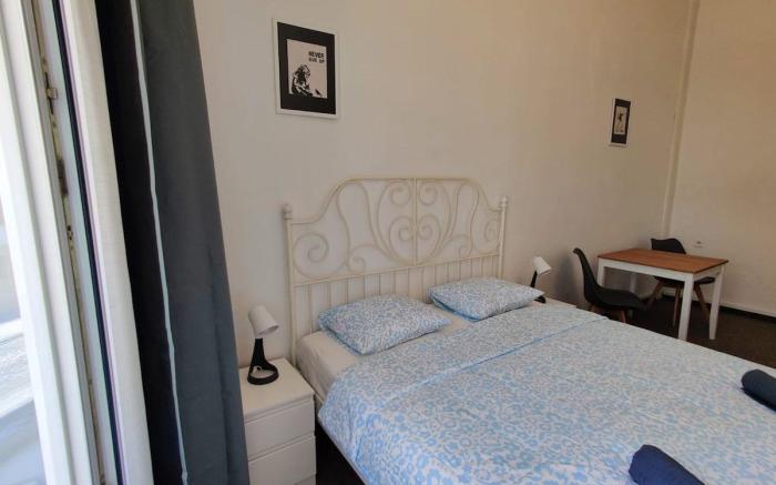 Comfy 2 Bedrooms Flat/4 persons + Parking.