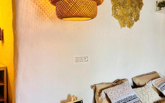 Rustic Mudhouse in Kanthalloor by KanavLiving