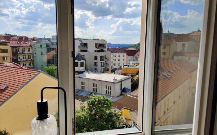 Žižkov Private Room, City View.