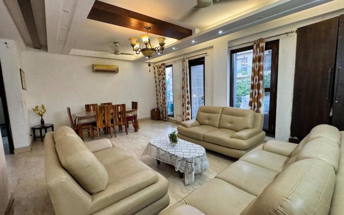 4 BHK Luxury Apartment , Saket