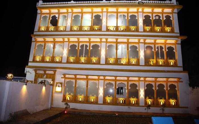 Hotel L S Restaurant And Spa