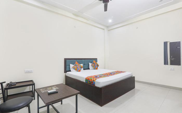 FabHotel JP International