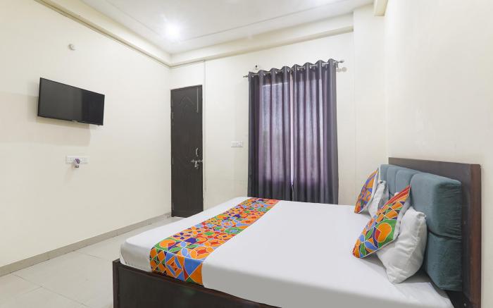 FabHotel JP International