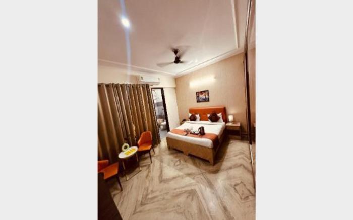 FabHotel Rush Residency