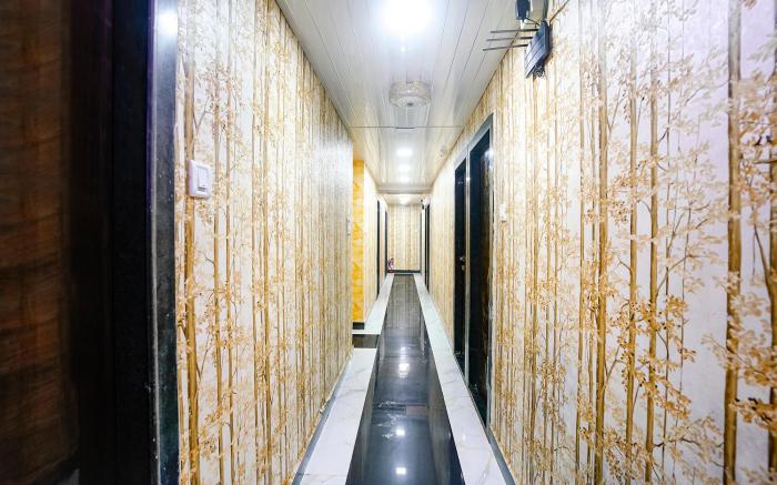 Via The Sunset Avenue