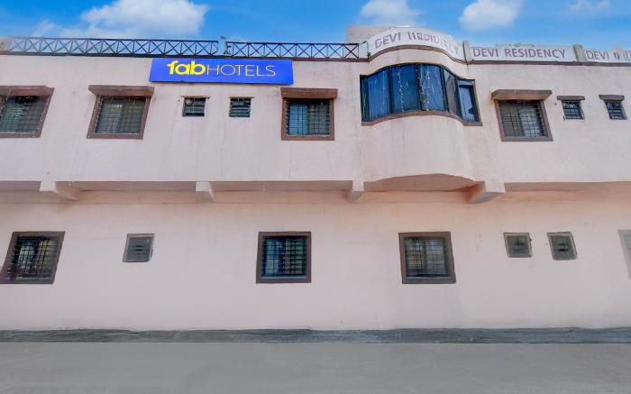 FabHotel Devi Residency Wakad