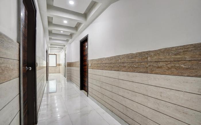 FabHotel Clayton - Near Delhi Airport