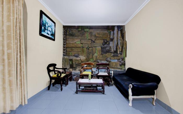 Hotel O Near Tugu Yogyakarta 2 formerly Monjali In