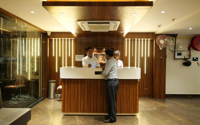 RR Hotel & Restaurant