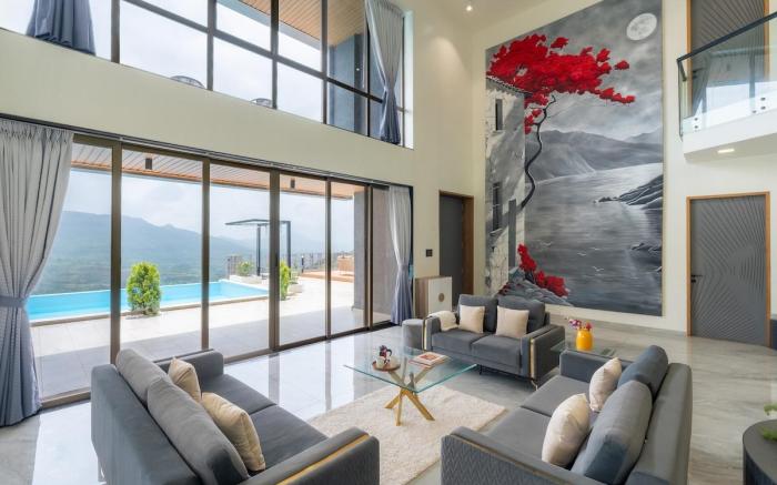 Green Atlas Villa with Infinity Pool and Turf