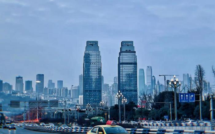 Aixin Yangtze River International Apartment 