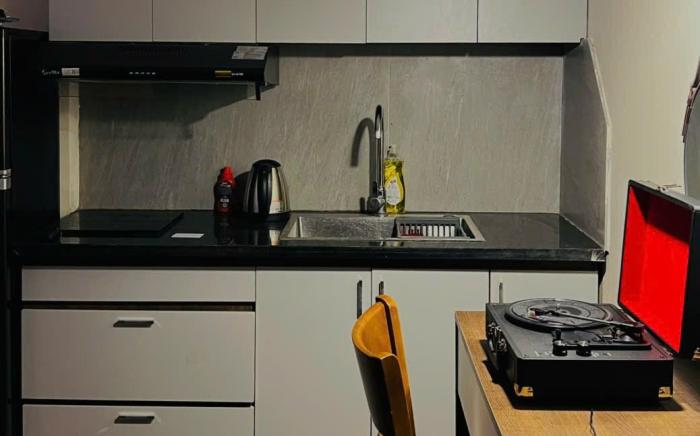 101 Noir House - Lovers Homestay