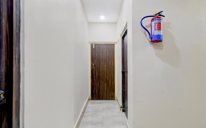 Super Hotel O Chinar Park Kolkata Formerly Zapper Inn