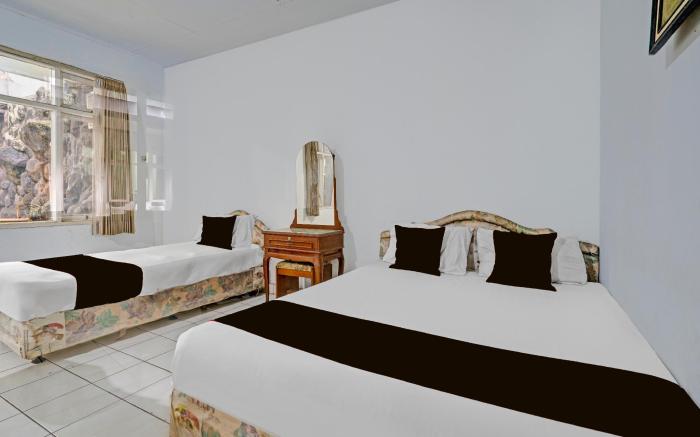 OYO 94802 Hotel Prima