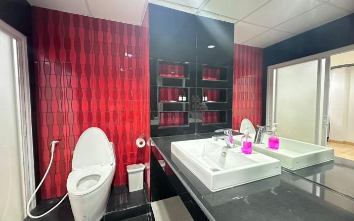 Room with Jacuzzi at Srinakarin