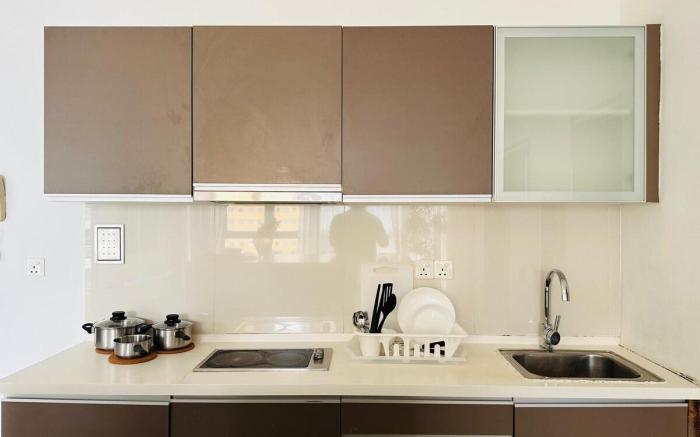 Regalia C1601 1BR KLCC by Rainbow