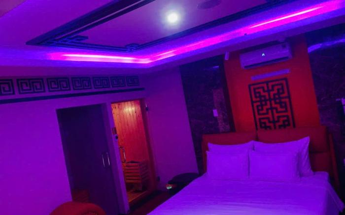 Lan Que Phuong Hotel 