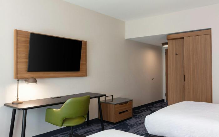 Fairfield by Marriott Inn & Suites Omaha at MH Landing